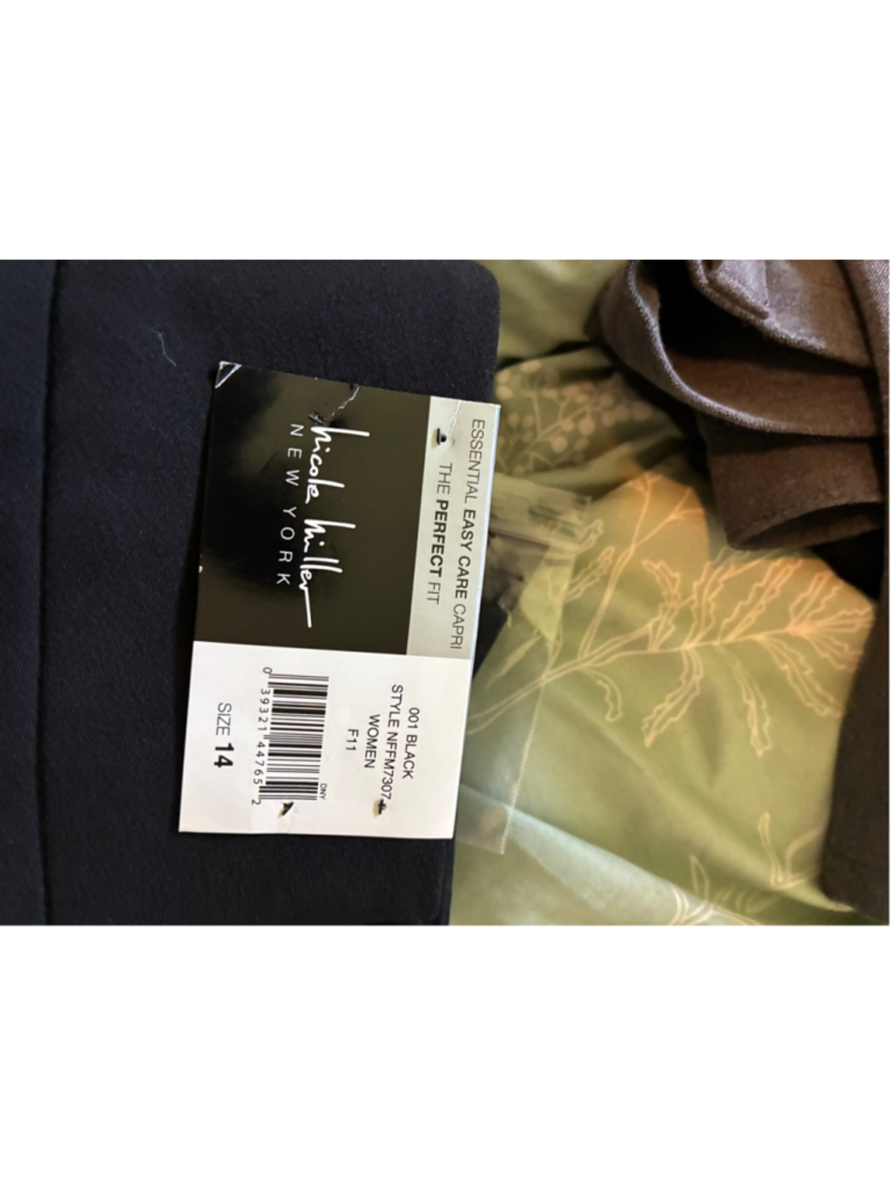 Women's Nicole Miller New York Black Capri Pants Size 14 - Picture 7 of 8